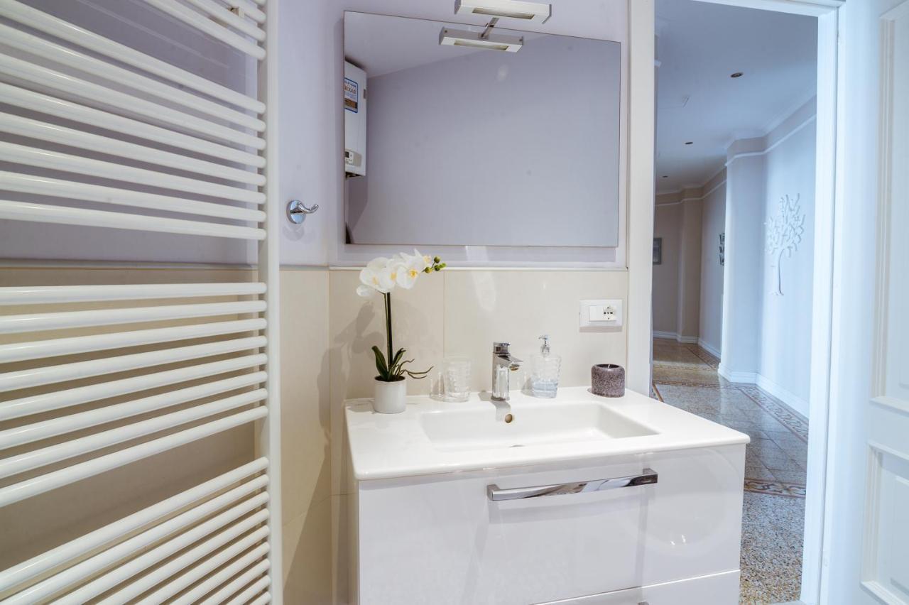 Sanremo Grand Central Apartment Exterior foto